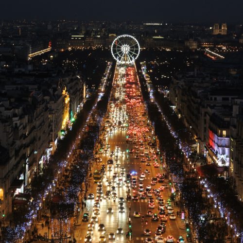 Avenue Champs Elysées depuis Arc de triomphe